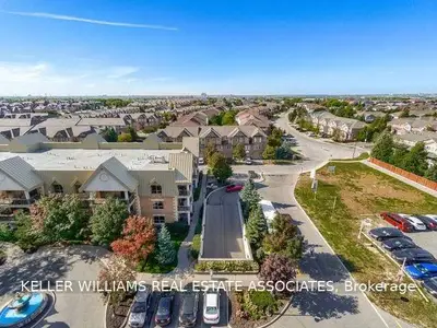 810 Scollard Court 808, Mississauga, ON L5V 0A2