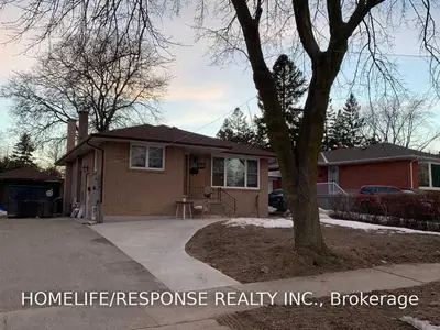 2276 Bostock (Main Level) Crescent, Mississauga, ON L5J 3T1