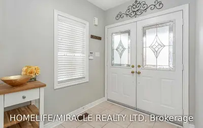 3137 Bentley Drive, Mississauga, ON L5M 6V8