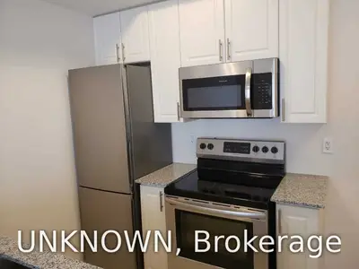 28 Fieldway Drive 63, Toronto W08, ON M8Z 0E3