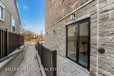 73 Washington Avenue 404, Oakville, On L6k 1w5