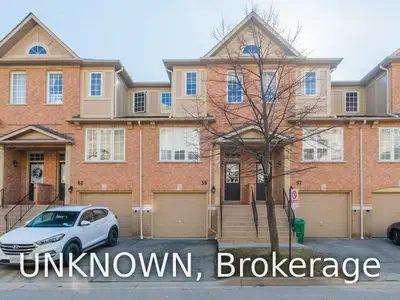 5055 Heatherleigh Avenue 59, Mississauga, ON L5V 2R5