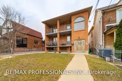 277 Harvie Avenue, Toronto W03, ON M6E 4L1