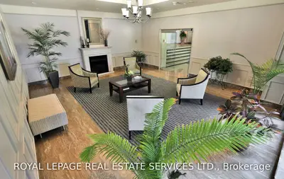1359 White Oaks Boulevard 210, Oakville, ON L6H 2R8