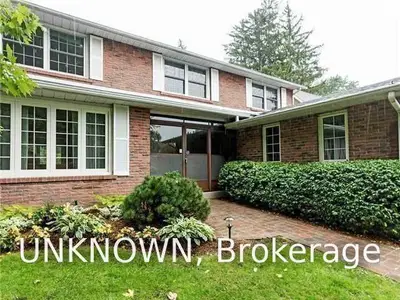 142 Cheverie Street, Oakville, ON L6J 6C4