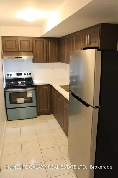 41 Richwood Street, Toronto W04, ON M9N 3Y8