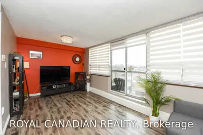 1050 Stainton Drive E 308, Mississauga, ON L5C 2T7