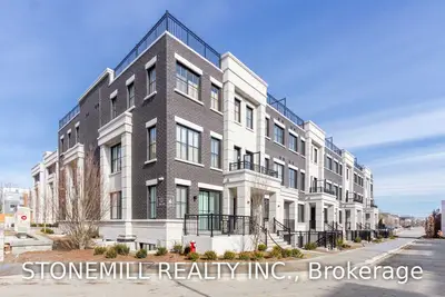 657 Cricklewood Drive 528, Mississauga, ON L5E 0B8