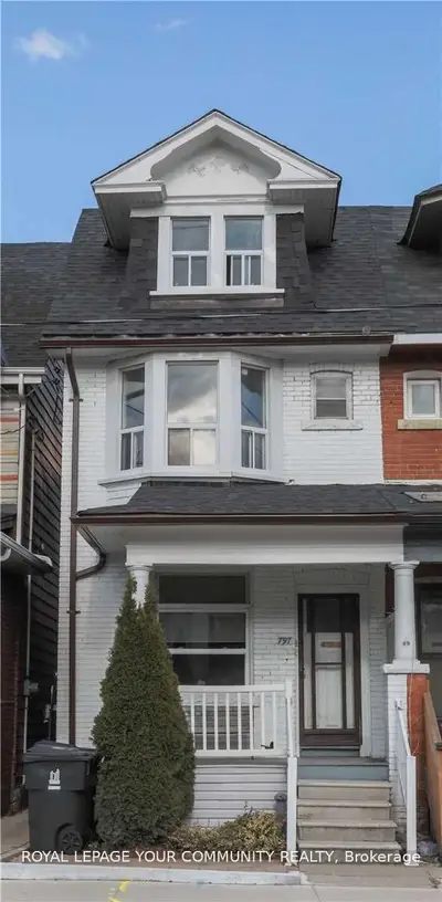 797 Ossington Avenue, Toronto W02, ON M6G 3T8