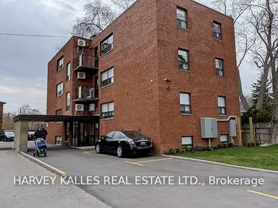 4 Benson Avenue 5, Mississauga, ON L5H 2P2