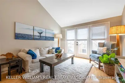 19 Doctor Moore Court, Halton Hills, ON L7J 3A5