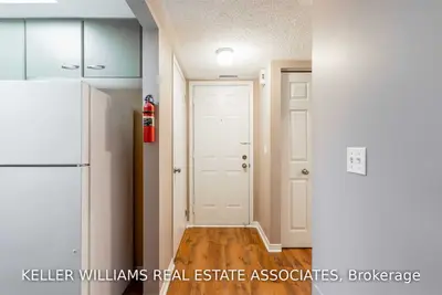 111 Bristol Road E 113, Mississauga, ON L4Z 3P6