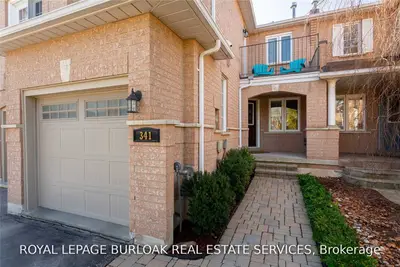 341 Ravineview Way, Oakville, ON L6H 6S5