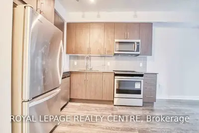 4055 Parkside Village Drive 917, Mississauga, ON L5B 0K8