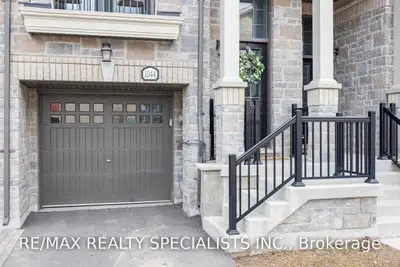 1044 Beachcomber Road, Mississauga, ON L5G 0B1