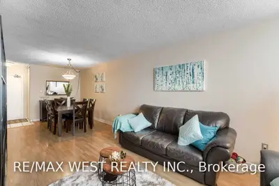 390 Dixon Road 701, Toronto W09, ON M9R 1T4