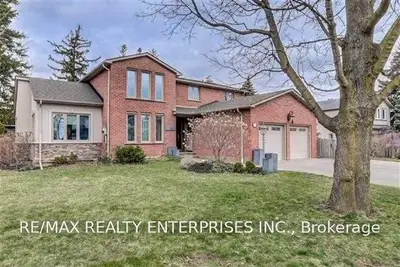 1745 Hollow Oak Terrace E, Mississauga, ON L5J 4N3