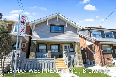 1842 Dufferin Street, Toronto W03, ON M6E 3P6