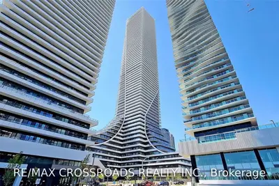 30 Shore Breeze Drive 5806, Toronto W06, ON M8V 0J1