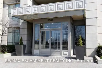 2365 Central Park Drive 410, Oakville, ON L6H 0C7