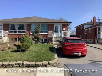 1104 Claredale Road, Mississauga, ON L5G 1T6