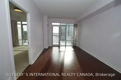 360 Square one Drive 506, Mississauga, ON L5B 0G7
