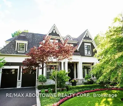 378 Maplehurst Avenue, Oakville, ON L6L 4Y5