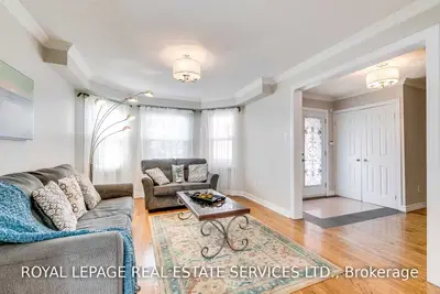 1447 Clearview Drive, Oakville, ON L6J 6X2