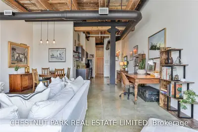 363 Sorauren Avenue 215, Toronto W01, ON M6R 3C2