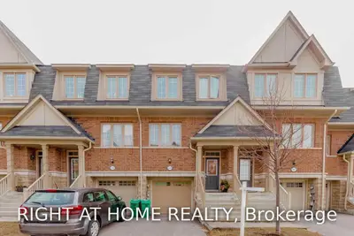 1304 Granrock Crescent, Mississauga, ON L5V 0E1