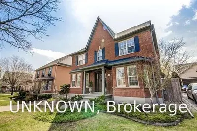 7183 Upton Avenue, Mississauga, ON L5N 7L6