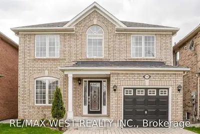 2290 Grand Oak Trail, Oakville, ON L6M 4X2