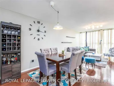 4205 Shipp Drive 103, Mississauga, ON L4Z 2Y8