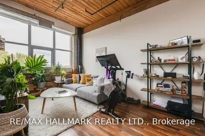 2154 Dundas Street W 504, Toronto W01, ON M6R 1X3