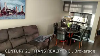 1055 Southdown Road 504, Mississauga, ON L5J 0A3