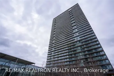 105 The Queensway Avenue 2412, Toronto W01, ON M6S 5B5
