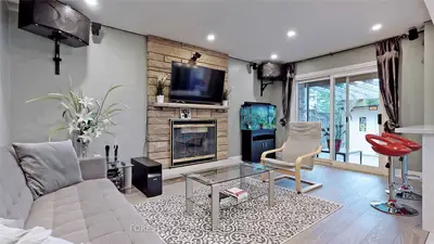4112 Deer Run Court, Mississauga, ON L5C 3P2