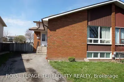 2218 Delkus Crescent, Mississauga, ON L5A 1K7