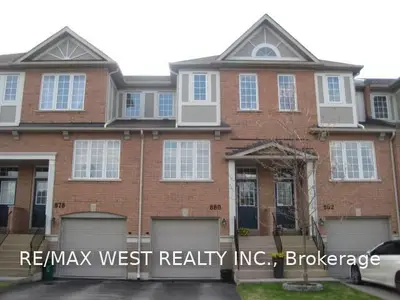 880 Scollard Court, Mississauga, ON L5V 2R5