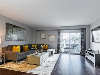 140 Ripley Court 2, Oakville, ON L6H 1H1