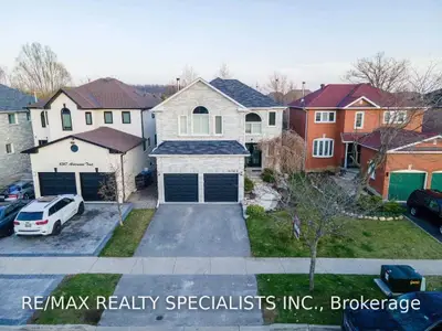 6363 Alderwood Trail, Mississauga, ON L5N 6X1