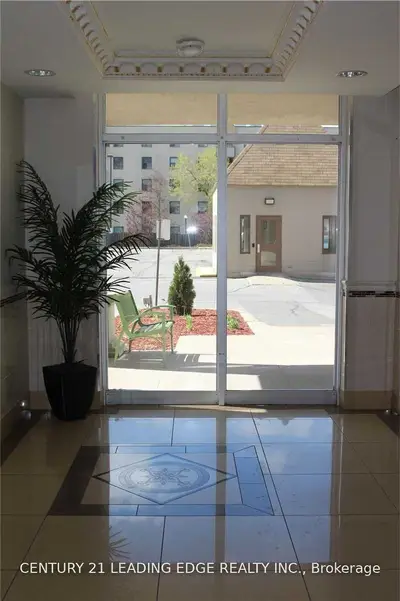 7405 Goreway Drive 215, Mississauga, ON L4T 0A3