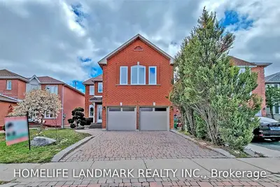 924 Focal Road, Mississauga, ON L5V 1M8