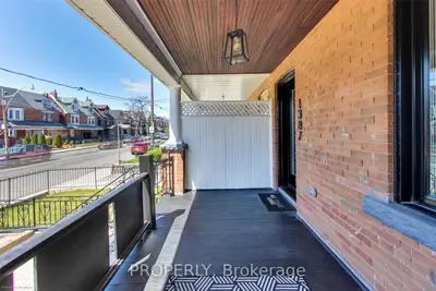 1387 Lansdowne Avenue, Toronto W03, ON M6H 3Z9