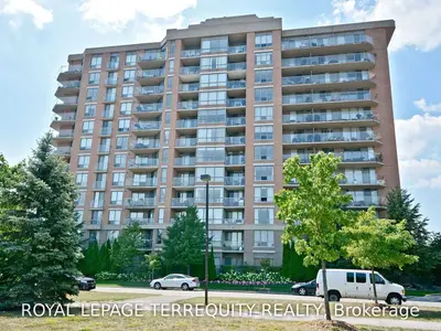 1150 Parkwest Place 203, Mississauga, ON L5E 3K4