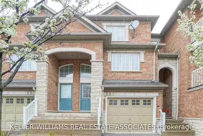601 Shoreline Drive 223, Mississauga, ON L5B 4K1