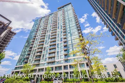349 Rathburn Road W Ph211, Mississauga, ON L5B 0G9