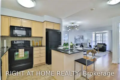 310 Burnhamthorpe Road W 1710, Mississauga, ON L5B 4P9