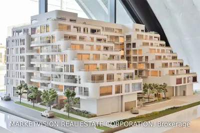 689 The Queensway Avenue 403, Toronto W07, ON M8Y 1L1