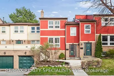 7080 Copenhagen Road 36, Mississauga, ON L5N 2C9
